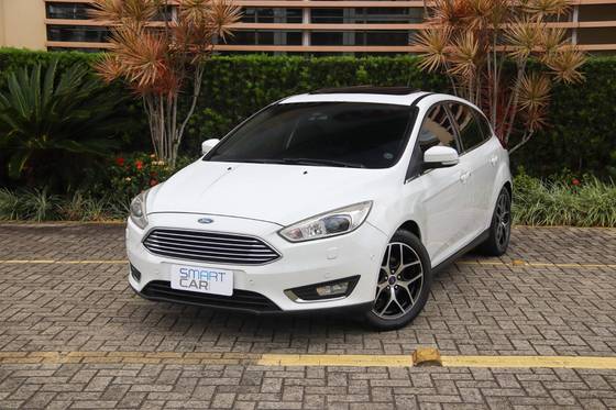 FORD FOCUS 2.0 TITANIUM PLUS 16V FLEX 4P POWERSHIFT FORD FOCUS 2.0 TITANIUM PLUS 16V FLEX 4P POWERSHIFT
